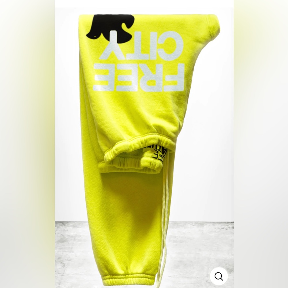 UPERFLUFF LUX OG sweatpant - glowlight yellow